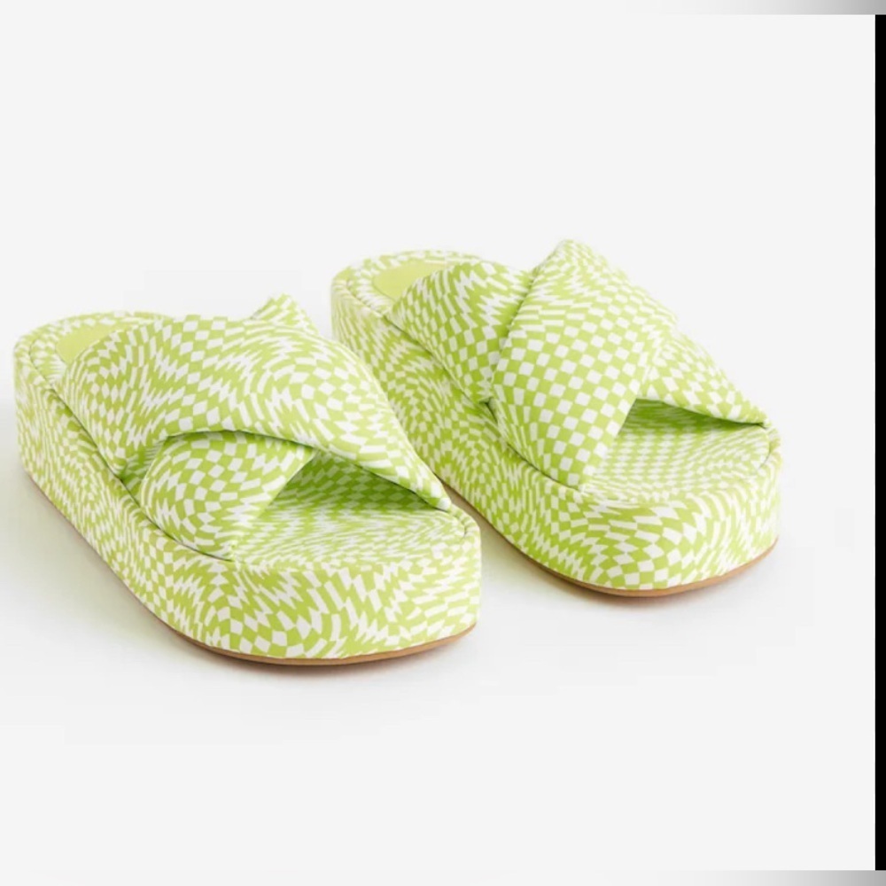 H&M Lime Green Patterned Platform Slide Sandals
